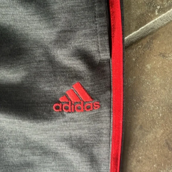 Adidas grey and red, jogger sweatpants, basically new, good condition, no holes - Picture 2 of 4